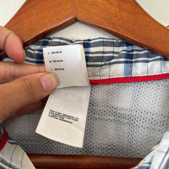 The North Face Short Sleeve Plaid Button Down Men's XL Extra Large Nylon Shirt - Picture 3 of 7